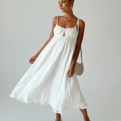 Princess Polly Empress Of Love Maxi Dress White 14 Princess Polly Empress Of Love Maxi Dress White -Cheap Clothifyx Store 0 modelinfo Alexis us2 13396fc0 8d0a 4cef 9e07 db4be88e700e