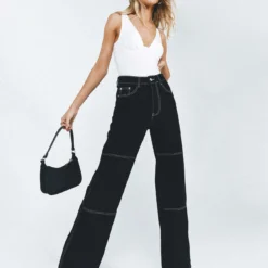 Princess Polly Jaclyn Jean Black 14 Princess Polly Jaclyn Jean Black -Cheap Clothifyx Store 0 modelinfo Elly us2 899301bc 3de3 494b 9c66 1f0878c69e5b