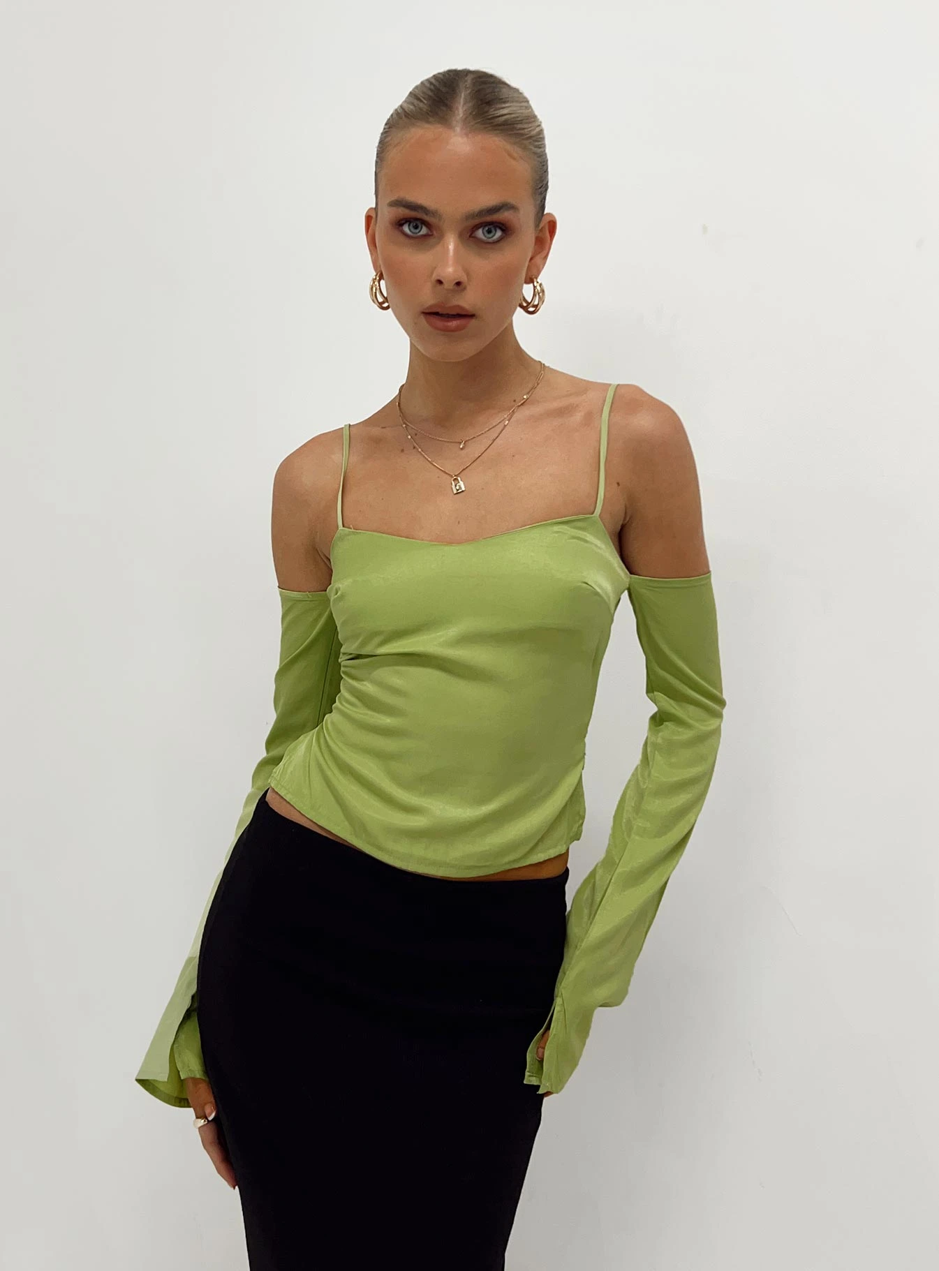 Princess Polly Cold Shoulder Top Green 3 Princess Polly Cold Shoulder Top Green