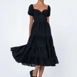 Princess Polly Danny Midi Dress Black -Cheap Clothifyx Store 1 modelinfo bella us2 1203939c 6726 4b27 b579 9ffb923586d0