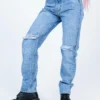 Princess Polly Rheannon Straight Leg Denim Jeans -Cheap Clothifyx Store 1 modelinfo jayechelle us4 1952b15e c327 4075 a89c 93a74b4d8609