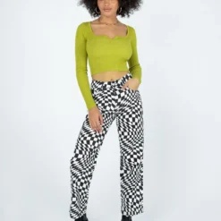 Princess Polly Safa Denim Jeans Black -Cheap Clothifyx Store 2 modelinfo Jamea us4 f1163638 ff28 45ae 99b1 da35522d2ce0