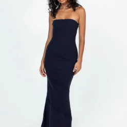 Princess Polly Oscar Midi Dress Navy 9 Princess Polly Oscar Midi Dress Navy -Cheap Clothifyx Store 2 modelinfo ariel us4 8d37b95c 9e52 4a3d 95ff 0222f4d1dd25