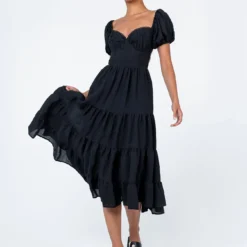 Princess Polly Danny Midi Dress Black -Cheap Clothifyx Store 2 modelinfo bella us2 cb026131 776f 422e 9cb3 9457ca25dc60