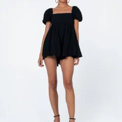Princess Polly Lorna Romper Black -Cheap Clothifyx Store 2 modelinfo bella us2 e0bfe597 9236 4b18 a040 9b20a36af0dc