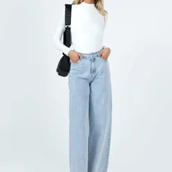Princess Polly Willoby Wide Leg Jean Denim 9 Princess Polly Willoby Wide Leg Jean Denim -Cheap Clothifyx Store 2 modelinfo elly us2 37ca3960 bde3 49ea 9f78 0836a36328ca