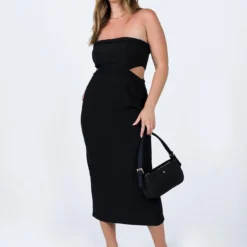 Princess Polly Maira Midi Dress Black 7 Princess Polly Maira Midi Dress Black -Cheap Clothifyx Store 2 modelinfo mikayla us6 99ca8623 4665 4b37 9fae 99cd9c5fbf09