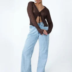 Princess Polly Marcos Long Sleeve Top Brown 10 Princess Polly Marcos Long Sleeve Top Brown -Cheap Clothifyx Store 2 modelinfo sarah us6 52be0ca3 2100 4851 bd27 ff9d7b9674d9