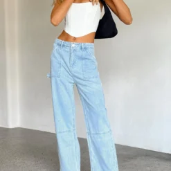 Princess Polly Khadeeja Light Wash Jeans Denim -Cheap Clothifyx Store 3 modelinfo Kiana us2 92d7435f df58 476c bec0 b045ca2ef85f