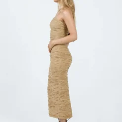 Princess Polly Cecile Maxi Skirt Beige -Cheap Clothifyx Store 3 modelinfo chloe.us2 d1cbe2bb 62ed 485d a14f 4259709d4fa9
