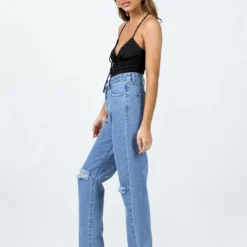 Princess Polly I'm Fine Mom Jeans Mid Wash Denim 8 Princess Polly I'm Fine Mom Jeans Mid Wash Denim -Cheap Clothifyx Store 3 modelinfo elise us2 85e97deb a789 47a6 b33e 4e81a13a79a2