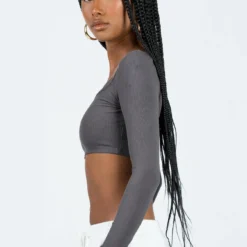 Princess Polly Paynton Long Sleeve Top Grey -Cheap Clothifyx Store 3 modelinfo eyes us2 a09b4e0c 1887 449f 8836 a2684cb3f561