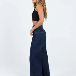 Princess Polly Yola Denim Jeans -Cheap Clothifyx Store 3 modelinfo saskia us2 1faf4003 54ab 4bf9 9ed4 d60cd64fbdfd