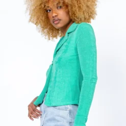 Princess Polly Andi Long Sleeve Top Green -Cheap Clothifyx Store 3 modelinfo taegan us4 7e36228f 7f16 4261 aea3 400091d705ed