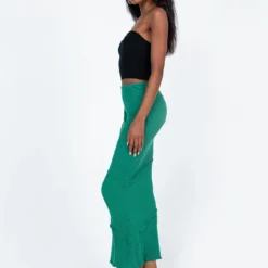 Princess Polly Oscar Maxi Skirt Forest Green -Cheap Clothifyx Store 3 modelinfo tori us2 6dd714a0 1c90 49be b121 a8109235cd28
