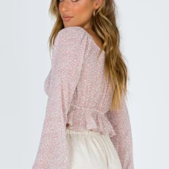 Princess Polly Neima Top 9 Princess Polly Neima Top -Cheap Clothifyx Store 3 5561a67f d40b 4e37 a823 d9b904ff3933