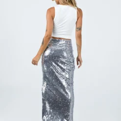 Alyce Maxi Skirt Silver -Cheap Clothifyx Store 4 modelinfo Cathlin us2 2aa743da 8d8f 4742 b69b fe9e5a22237a
