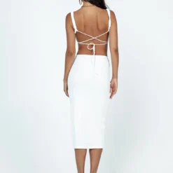 Princess Polly Lainey Midi Dress White 12 Princess Polly Lainey Midi Dress White -Cheap Clothifyx Store 4 modelinfo Vivien us4 15b98cb5 4000 4e1d bad6 6fe99dd70ce9