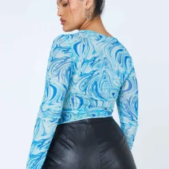 Princess Polly Cardin Long Sleeve Top Blue 11 Princess Polly Cardin Long Sleeve Top Blue -Cheap Clothifyx Store 4 modelinfo alicia us10 2ed16dfd 4291 455c a563 7fcd97214507