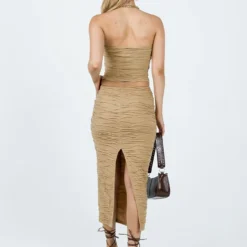 Princess Polly Cecile Maxi Skirt Beige -Cheap Clothifyx Store 4 modelinfo chloe.us2 f8c4adb0 5028 4856 b263 106e9a292989