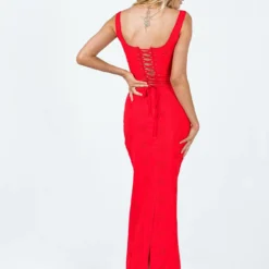 Princess Polly Flowerfields Maxi Skirt Red 12 Princess Polly Flowerfields Maxi Skirt Red -Cheap Clothifyx Store 4 modelinfo elly us2 48b2ebfe b0a6 44a7 b79f 4622d1df01b1