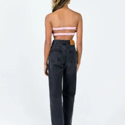 Princess Polly Henley Denim Jeans Black -Cheap Clothifyx Store 4 modelinfo jenaya US2 b743c8b8 c4fa 4721 8bb1 b6b30704e4aa