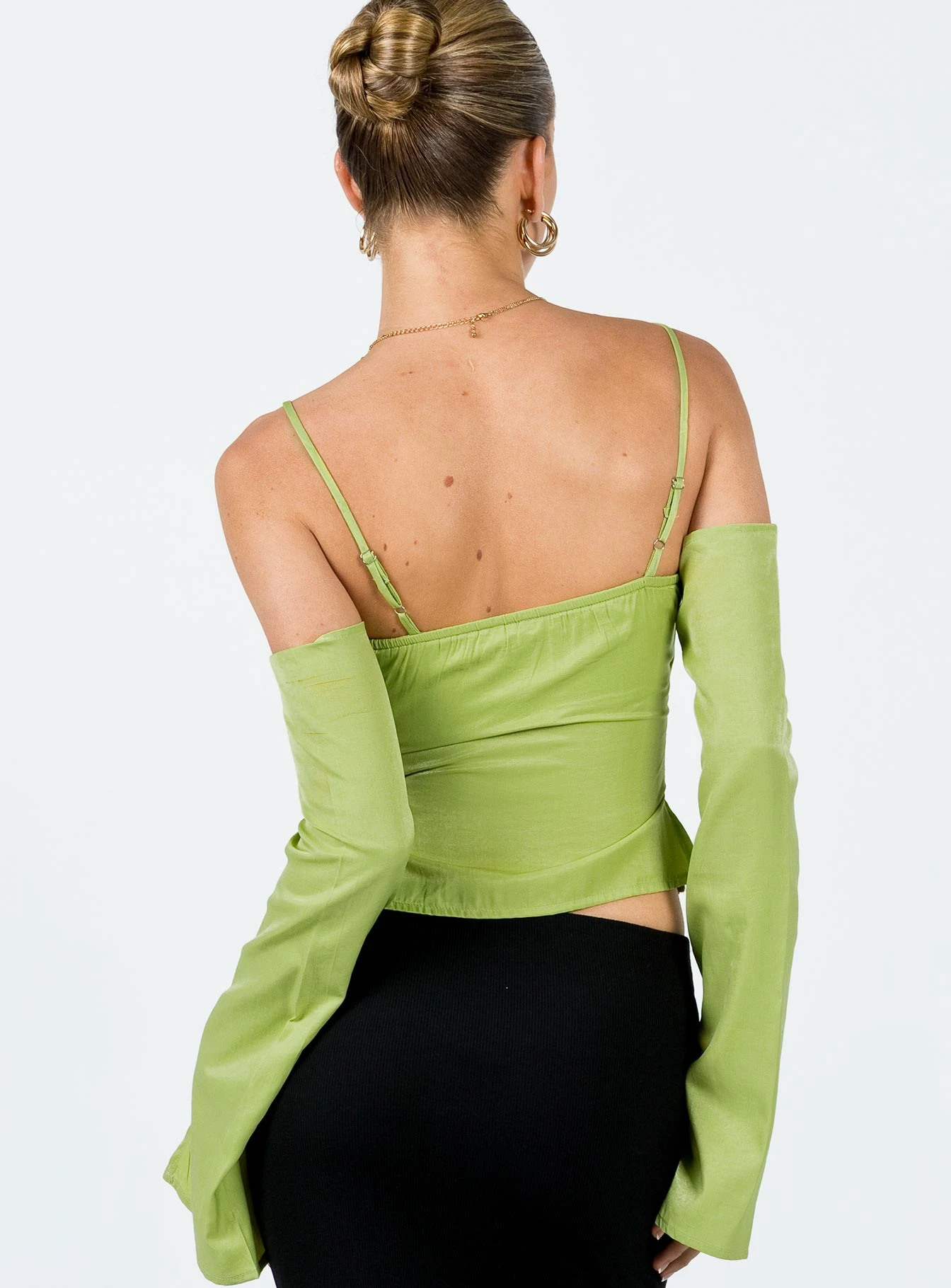 Princess Polly Cold Shoulder Top Green 7 Princess Polly Cold Shoulder Top Green - Image 5