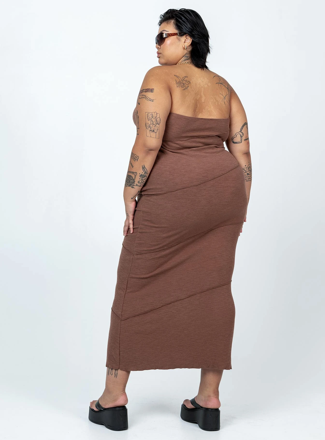 Oscar Midi Dress Brown Curve 7 Oscar Midi Dress Brown Curve - Image 5
