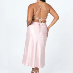 Celena Midi Dress Pink 9 Celena Midi Dress Pink -Cheap Clothifyx Store 4 modelinfo rheanna us6 1d61be41 f1ea 4f91 ac29 8b56e7a61f5b