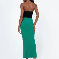 Princess Polly Oscar Maxi Skirt Forest Green -Cheap Clothifyx Store 4 modelinfo tori us2 988e52e7 5ed4 4198 abf2 54608027ff66