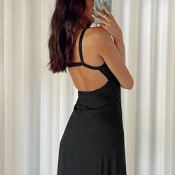 Princess Polly Georgia Midi Dress Black 13 Princess Polly Georgia Midi Dress Black -Cheap Clothifyx Store 5 modelinfo izy US2 d5f4c5b0 bf87 429c 9e6d fc72179f2b67